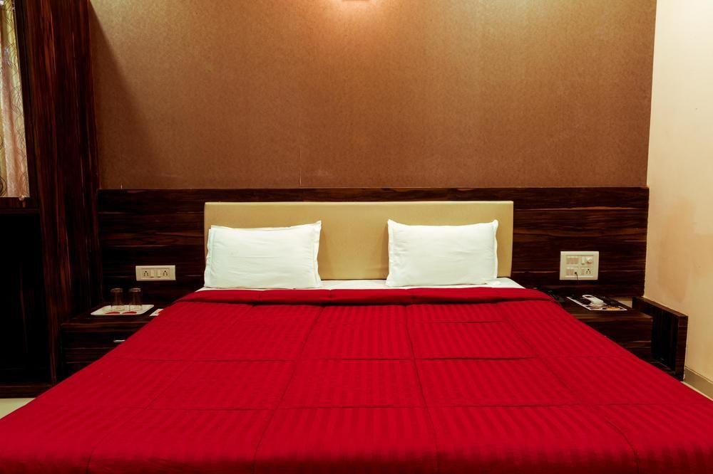 Fabhotel The Adore Palace Βομβάη Εξωτερικό φωτογραφία